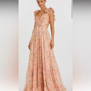 New only worn once Mac Duggal Gabriella Floral Dress Style 67803M